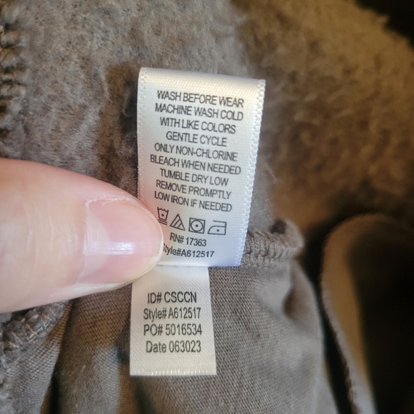 Koolaburra By Ugg Brown Sherpa Hooded Open Front Vest - Picture 5 of 5